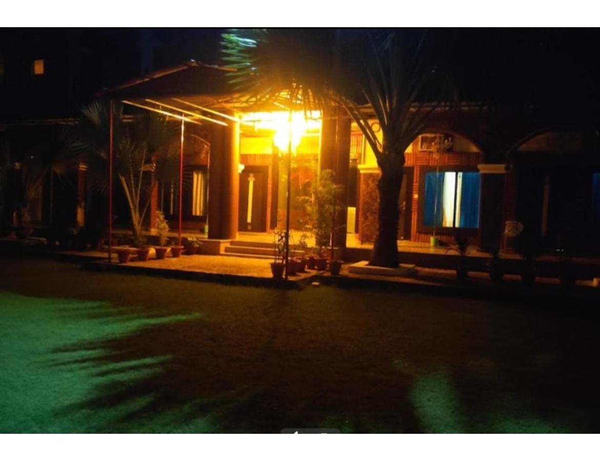 Anand Resort, Chitrakoot Sitapur Muafi 外观 照片